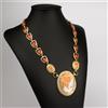 COLLANA IN ARGENTO 925 DORATO CON CAMMEO IN CORNEOLA FIORI E CORALLO AGLN 0226