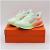 Nike HM6803-300 Nike Vomero 18 Barely Green Hyper Crimson Barely Volt (uomo)