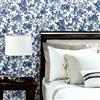 RoomMates RMK11700WP Carta da parati con motivo floreale ad acquerello blu