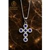 COLLANA CROCE IN ORO BIANCO 18 KT. TIT. 750 CON ZAFFIRI E BRILLANTI.