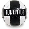 Mondo Toys - Pallone da Calcio Cucito F.C. JUVENTUS PRO - Prodotto Ufficiale - misura 5 - 400 g - colore Bianco Nero - 13400