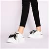 ToscaBlu Donna Sneakers Carol in pelle con fiocchi e perle colore bianco