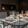 Tavolo rettangolare 150x90 cm struttura in acciaio piano in vetro elegante DARIO