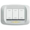 AVE SPA Ave placca pressofusione 3 moduli bianco sottoplacca 45pb93bb serie banquise