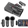 SYNCO Microfono Per iPhone, P2SL 【Certificazione MFi】di Mic Lavalier Wireless 2.4Ghz Con Custodia di Ricarica Per il iPhone iPad Vlog Youtube, Microfono Lightning