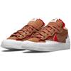 Nike DD1877-200 SACAI × NIKE BLAZER LOW "BRITISH TAN" (Uomo)