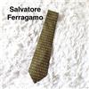 Salvatore Ferragamo Cravatta collo Salvatore Ferragamo nuova mai usata marrone floreale con...