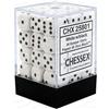 Chessex Set 36 dadi D6 12mm Opaque (nero/bianco) CHX25801