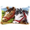VERVACO Kit Latch Hook Cuscino Teste di Cavallo Kit Gancio di Chiusura Tappeto ca. 40 x 40 cm Set Ricamo Principianti Casa Decorazioni attività Creative Adulti Hobby Rilassanti Gobelin Cuscino