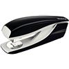Leitz Cucitrice da Ufficio, Capacità fino a 40 Fogli, Nero, Design Ergonomico in Metallo, Include Punti, Cartone, Gamma NeXXt, 55220095
