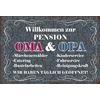 Schatzmix Blechschild Willkommen zur Pension Oma & Opa Metallschild 20x30 cm Wanddeko Targa di Metallo da Parete, Lamiera, Multicolore