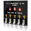 getDigital, Dangerous To Go Alone, Appendichiavi - Geeky Appendichiavi da Parete con 5 Ganci in Metallo - 21 x 16 cm
