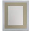 FRAMES BY POST Cornice portafoto Bianca con passepartout, 25,4 x 20,3 cm, Dimensioni Immagine 20,3 x 15,2 cm, Vetro in plastica, Supporto Grigio Chiaro, 10 x 8 Image Size 8 x 6 inch
