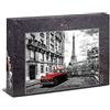 Ulmer Puzzleschmiede - Puzzle Parigi - Motivo nostalgico di Parigi in bianco e nero con auto rossa, Torre Eiffel sullo sfondo