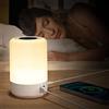 Taipow Lampada da Comodino Led, Abat Jour da Comodino, 8 Colori/10 Luminosità livello, Controllo Tattile, Dimmerabile, 4 Porte di Ricarica USB-A per Soggiorno Ufficio Camera da Letto (spina UE)