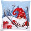 VERVACO Kit Cuscino Punto Croce GNOMO DI NATALE CHE SCIA Set Ricamo Principianti Cuscini Gobelin Decorativi ca. 40 x 40 cm Accessori Per Lavoretti Creativi DIY Casa Decor Hobby Adulti Cross Stitch