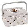 Hobby Gift Scatola Media per Cucito con Manico - Cestino Porta Cucito in Cotone con Scomparti per Strumenti e Accessori Creativi - 19 x 26 x 15 cm, Ape Ricamata