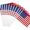 Anley Bandiera USA Stick, American US 5x8 Pollici (12 X 20 cm) Mini Bandiera Portatile con Asta Solida Bianca da 12 (30 cm) - Colore vivido e Resistente allo sbiadimento - Stati Uniti Bandierine