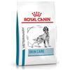 Royal Canin Veterinary Skin Care 2 kg Alimento dietetico Completo per Cani Adulti di Tutte Le Razze Supporta la Funzione cutanea in Caso di Dermatosi