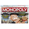 Monopoly Hasbro Niente è Come Sembra, Gioco da Tavolo per Famiglie e Bambini dagli 8 Anni in su, Contiene la Lente di Ingrandimento di Mr