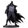 MCFARLANE TOYS Black & White Statua 1/10 Batman by Mike Mignola 20 cm DC Direct McFarlane