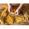 Smartbox Mani in pasta a Rimini: 1 corso di pasta fresca Chef with Compassion di 3 ore per 2