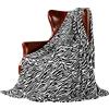 DREAMLANDING Coperta in pile per divano, letto, sedia, morbida, colorata, oversize, decorativa, ultra soffice (150 x 230 cm, zebra)