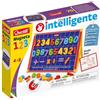 Quercetti Lavagna Magnetica per Bambini Double-Face Bambini 4-8 Anni, Lavagna Magnetica per Calamite con Numeri Magnetici, Giochi Educativi di Scrittura, Disegno e Calcoli, Regalo Bambino 4 Anni