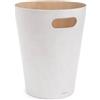 Umbra Cestino Spazzatura in Legno, 7, 5L, Bianco/naturale | Faggio europeo, maniglie integrate, design aperto durevole, forma curva, per spazi compatti