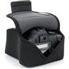 USA GEAR Custodia per Fotocamera Digitale DSLR - Custodia per Fotocamera SLR con Protezione in Neoprene, Cinghia per Cintura e Accessori - Compatibile con Nikon D3400, Pentax K-70 e Altro - Nero