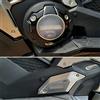 Resin Bike Adesivi Scooter Compatibile con Honda X-Adv 2021. Protezioni Carter Variatore da Urti e Graffi. Coppia Adesivi 3D Resinati - Effetto Argento Spazzolato e Carbonio