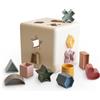 mushie Shape Sorting Box | 12 forme da incastrare | Gioco di forme e incastri colorato per bambini | Età: +10 mesi | Giocattolo per l'apprendimento prescolare | Prodotto in Danimarca