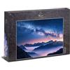 Ulmer Puzzleschmiede - Puzzle cielo notturno - Classico puzzle spaziale da 1000 pezzi - Vista fantasiosa nell'universo sopra la nebbia e il cielo notturno in montagna - Puzzle Made in Germany