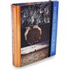 Pantone M50215B Suolo Colore Libro