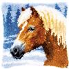 VERVACO Kit Latch Hook Cuscino CAVALLO Kit Gancio Di Chiusura Tappeto ca. 40 x 40 cm Set Ricamo Principianti Casa Decorazioni Attività Creative Adulti Hobby Rilassanti Gobelin Cuscino