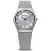 BERING Donna Analogico Quarzo Classic Orologio con Cinturino in Acciaio inossidabile Cinturino e Vetro zaffiro 11927-004