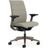 Steelcase Sedia da ufficio ergonomica Steelcase Think Glow Up con supporto lombare LiveBack, braccioli 4D Truffle; Prodotto in Europa