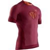 X-Bionic Invent 4.0 - Maglia Termica Uomo Running Manica Corta a Compressione - Alte Prestazioni per Sci, Ciclismo, Fitness e Sport Invernali - Per Temperature Rigide, Namid Red/Kurkuma Orange, XXL