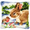 VERVACO Kit Latch Hook Cuscino Coniglietto con Uccello nella Neve Kit Gancio di Chiusura Tappeto ca. 40 x 40 cm Set Ricamo Principianti Casa Decorazioni attività Creative Adulti Hobby Gobelin Cuscino
