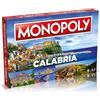 Winning Moves Monopoly I Borghi Più Belli d'Italia Calabria, Gioco da Tavolo, Edizione Italiana, Gioco per Famiglie, da 8 in su