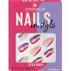 ESSENCE Nails In Style Stay Wavy 13 Unghie Finte 12 pz