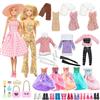 Carreuty 36 vestiti per bambole, abito a scacchi rosa con cappello con paillettes oro top pantaloni set maglione invernale abiti corti con sciarpa 2 abiti scarpe borse gioielli accessori per bambole da 11,5