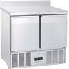 Saladette 2 sportelli. Piano di lavoro inox con alzatina. 90x70x85H.