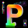 Kangtaixin Lettere Luminoso con USB, APP Controllo Luci LED di Lettera Alfabeto, Figura a Cuore con Luce Colorate RGB per Decorazione e Atmosfera, Luci Notturne Scrivania, Compleanni, Matrimoni, Vetrine - P