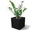 Kloris Vaso Cubo Fioriera quadrata mod. Ellenico 25 polietilene Nero Grafite cm 25X25 altezza cm 25. Made in Italy.