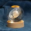CUNQN Sfera di Cristallo con Base in Legno - Spazio Galaxy, Fotografia, Ornamenti, Regali - Palla di Vetro Luce Notturna per Madre, Moglie, Marito, Bambini