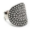 Vestopazzo anello scudo piccolo, misura regolabile, tg unica,placcato in argento Nickel tested. Lavorazione artigianale.MI5048