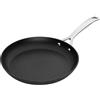Le Creuset Padella Bassa in Alluminio Antiaderente, diameter 22 cm, per per tutte le fonti di calore, induzione incluso, Nero, 51112220010002
