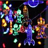 NIWWIN Astronave Fairy Lights String Kids Room Decor Lights Astronauta Rocket Pendenti Corda di luce per la festa in giardino Decorazione natalizia Regalo di compleanno Illuminazione (Multicolore)