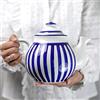 City to Cottage® Teiera Grande con Coperchio e Manico da 1,7l|4-6 Tazze di tè o tisana | Realizzata e Dipinta a Mano in Ceramica | Fantasia a Righe Blu Scuro